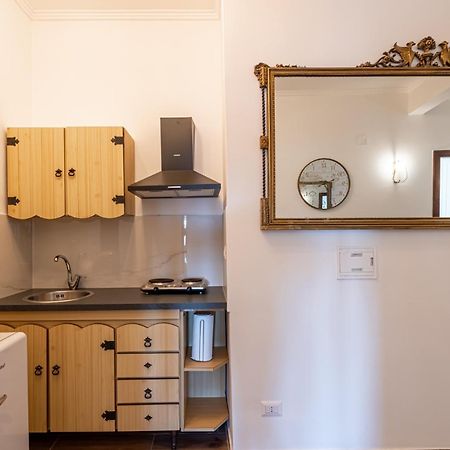 Colleoni B&B Roma Ngoại thất bức ảnh